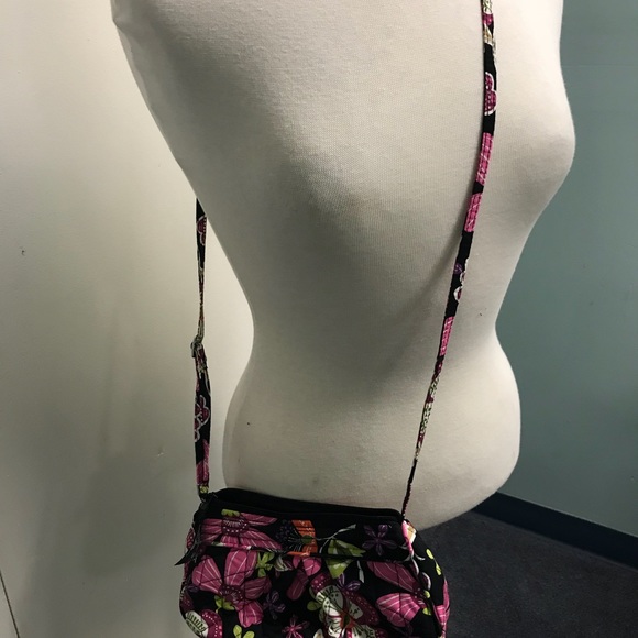 Vera Bradley - Picture 3 of 5